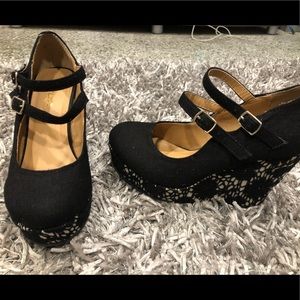 Black knit wedges